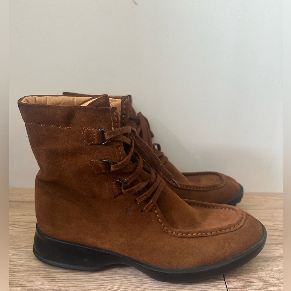 TOD’s- Men’s Brown Suede Lace-Up Ankle Boots